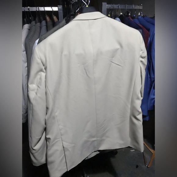 Umberio Bonelli Brand New With Tag 2-Piece Suit - Picture 3 of 11